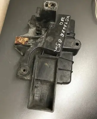 Chrysler Voyager Battery tray 04860858AB