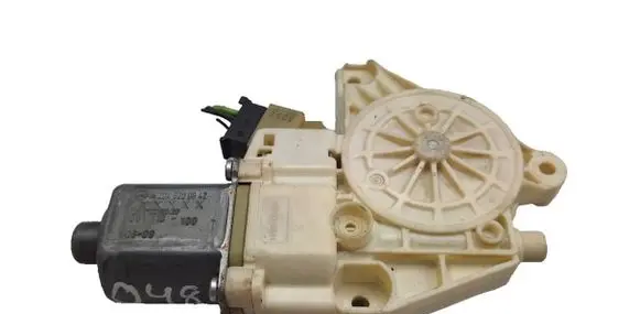 Mercedes-Benz C AMG W204 Rear door window regulator motor A2048200642