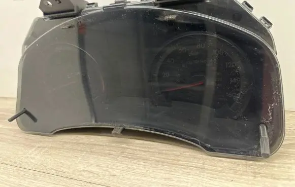 Toyota Avensis T270 Speedometer (instrument cluster) 8380005L51 MB2574700914