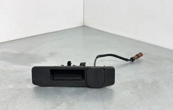 Mercedes-Benz C W205 Tailgate handle with camera A1667600993 ZGS006 240315