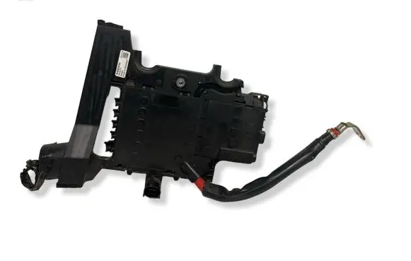 Volvo S90, V90 Fuse module 32200112