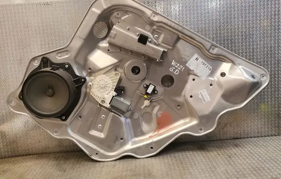 Mercedes-Benz S W221 Rear window lifting mechanism without motor 2218204602
