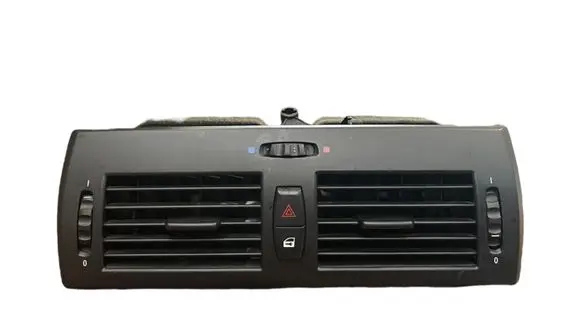 BMW X3 E83 Dash center air vent grill 3400074