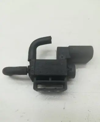 Audi A6 S6 C5 4B Turbo solenoid valve 037906283C