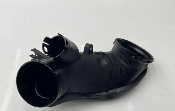 BMW 4 F36 Gran coupe Air intake duct part 7807493 58650910