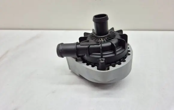 Volkswagen ID.3 Electric auxiliary coolant/water pump 1EA965567A