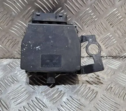 Volkswagen Touran I Turbo solenoid valve 1K0906279B