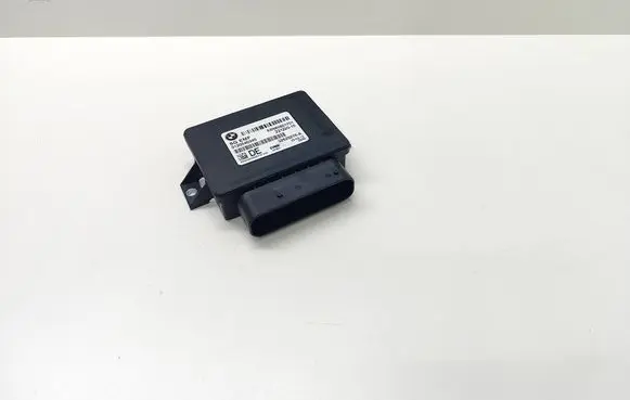 BMW 5 F10 F11 Hand brake control module 6858017 685801701 231220