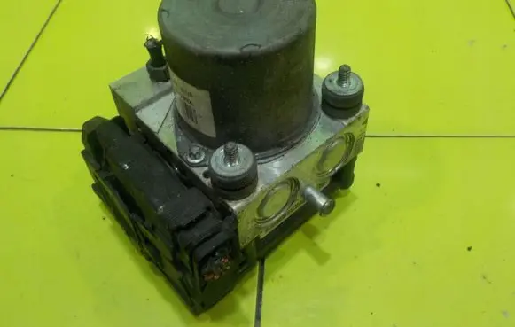 Honda CR-V ABS Pump 0265950680