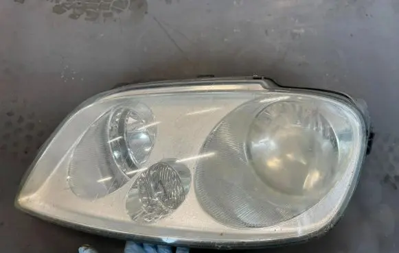 Volkswagen Caddy Headlight/headlamp 2K0941005B 4VEX13006AF