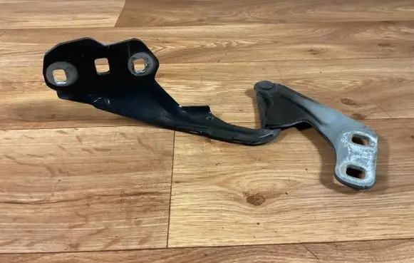 Ford Mondeo MK IV Engine bonnet/hood hinges 7S7AA16800