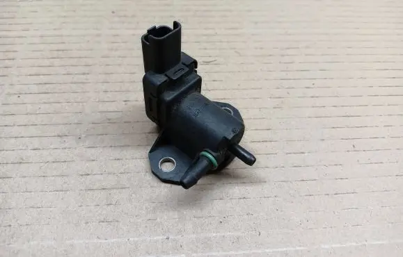 Peugeot 308 Vacuum valve 9688124580 3331216809