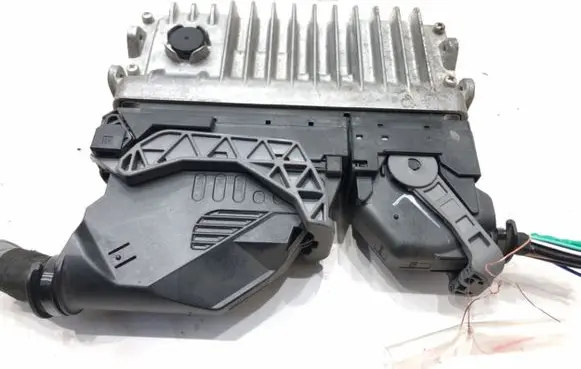 Toyota Yaris Engine control unit/module ECU 89661-0DT20