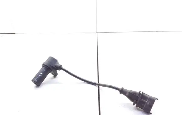 Opel Astra H Crankshaft position sensor 0281002717