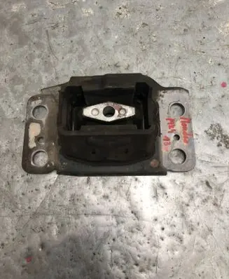 Ford Mondeo MK IV Engine mounting bracket 6G917M121ACBILI 6G917M121AC