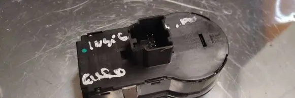 Opel Insignia A Light switch 13268704