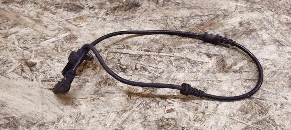 Mercedes-Benz SLK R172 ABS brake wheel speed sensor A1725400017