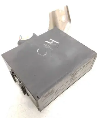 Toyota Aygo AB10 Door central lock control unit/module 897400H011 736774A 0206055