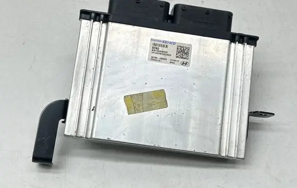 Hyundai Tucson IV NX4 Engine control unit/module 391992M050 9001300585KD 1H16617Y