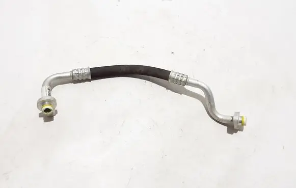 Volvo XC40 Air conditioning (A/C) pipe/hose 32226960