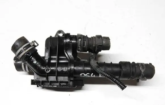 Thermostat/thermostat housing