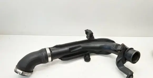 Audi A3 S3 8V Intercooler hose/pipe 1K0145770AE 1K0145762HC 0281002977