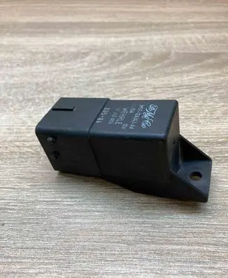 Citroen C5 Glow plug pre-heat relay 3M5T12A343AA