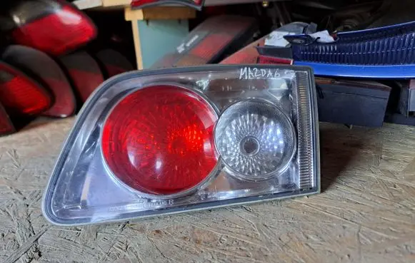 Mazda 6 Tailgate rear/tail lights 22661974