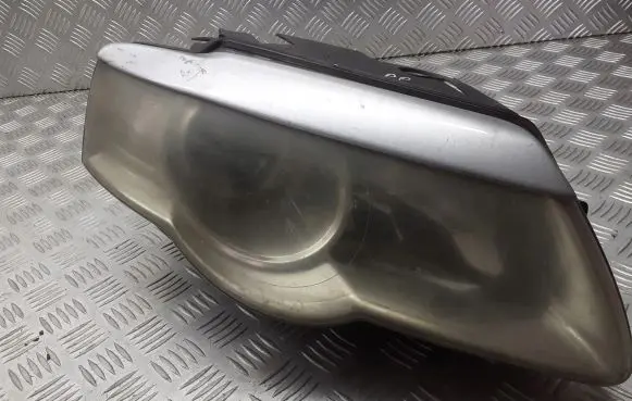 Volkswagen PASSAT B6 Headlight/headlamp 3C0941006