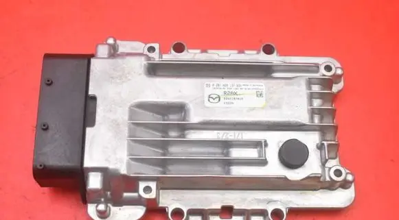 Mazda CX-7 Engine control unit/module ECU R2AX18701D