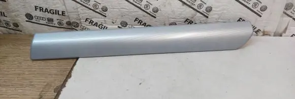 Opel Zafira B Dashboard glove box trim 13162510