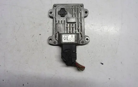 Nissan Note (E12) Wing mirror control module 310F63VA0A