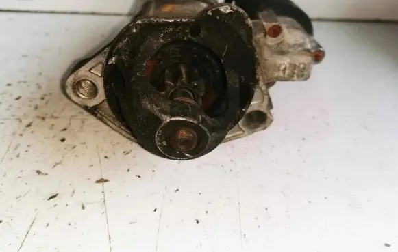 Audi A4 S4 B5 8D Starter motor 1005821933