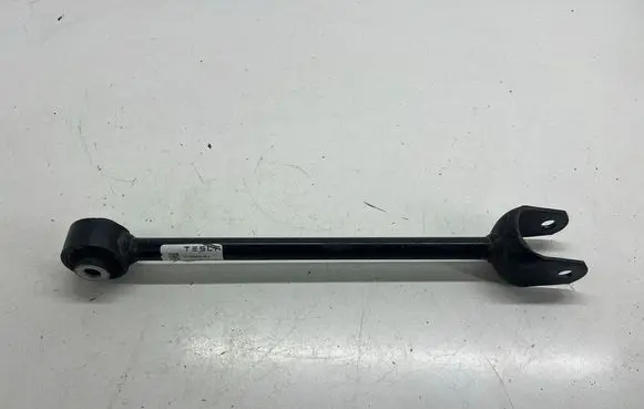 Tesla Model 3 Rear upper control arm/wishbone 104444400A