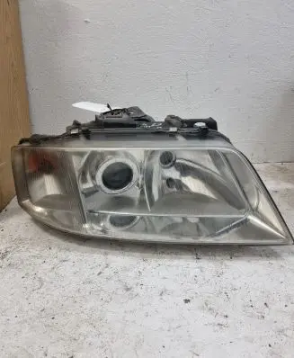 Audi A6 S6 C5 4B Headlight/headlamp