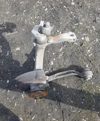 Audi A8 S8 D3 4E Front wheel hub