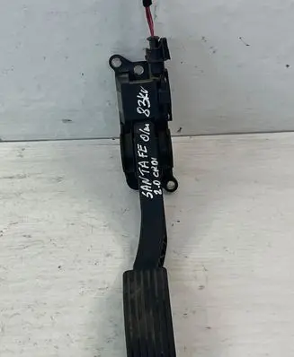 Hyundai Santa Fe Accelerator throttle pedal 3270526010 0281002557 381300289