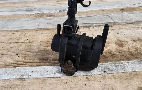 Opel Zafira A Turbo solenoid valve 4715396 4522371