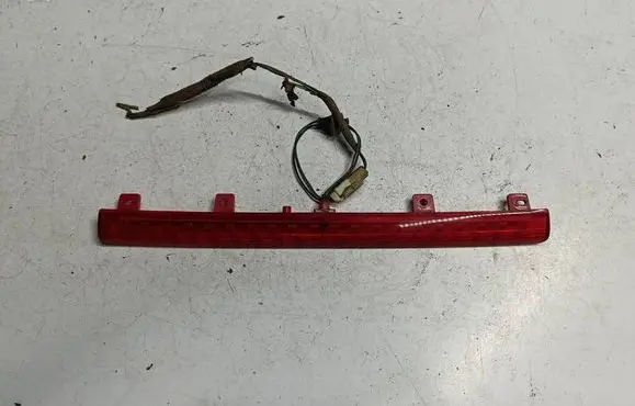 Mazda 323 F Third/center stoplight R9325
