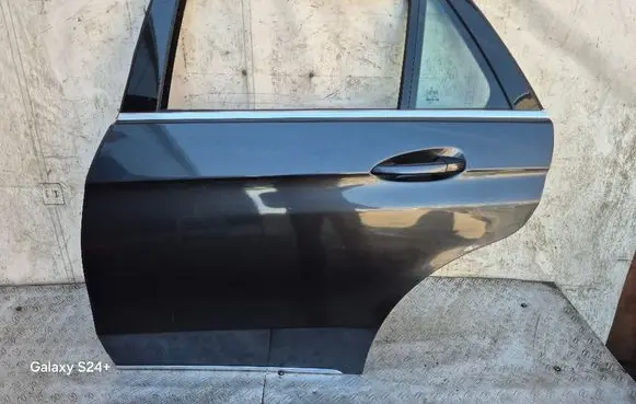 Rear door
