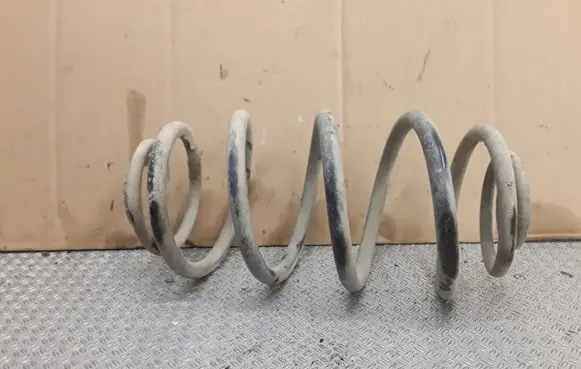 Opel Meriva A Rear coil spring