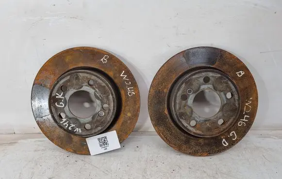 Mercedes-Benz B W246 W242 Rear brake disc A2464230012