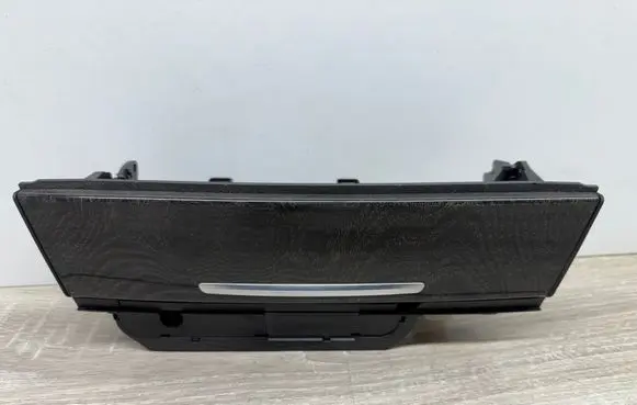 BMW 7 F01 F02 F03 F04 Car ashtray 9119317 9182502 22167210