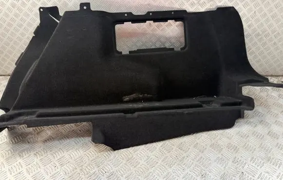 Land Rover Range Rover Velar Tailgate/trunk side cover trim