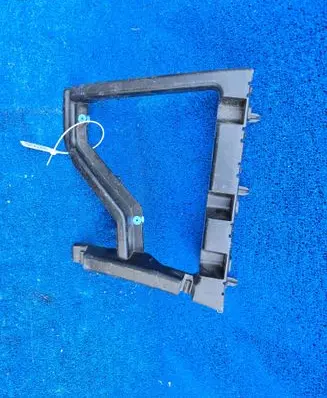 Opel Combo E Rear bumper mounting bracket 9816808880