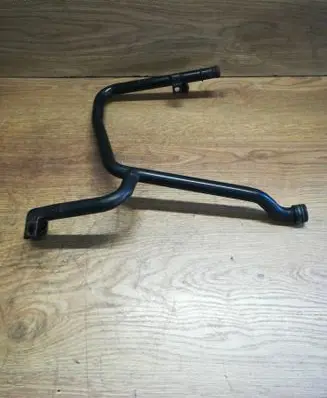 Engine coolant pipe/hose