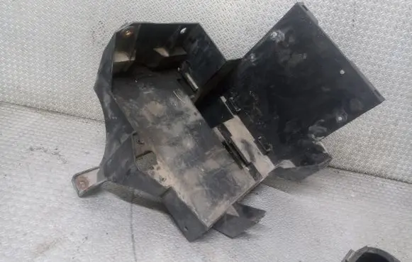 Land Rover Freelander Battery tray 
