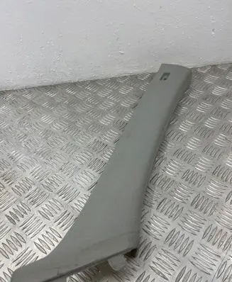 BMW 3 E90 E91 (A) pillar trim 7058332 521C7010