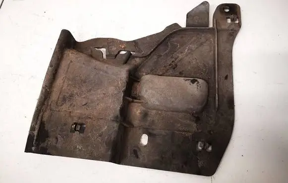 Audi A3 S3 8V Engine splash shield/under tray 5Q0825271A