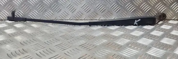 Peugeot 407 Front wiper blade arm
